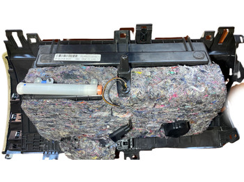 Kabina i enterijer Jaguar XF250: slika 4 Kabina i enterijer Jaguar XF250: slika 4