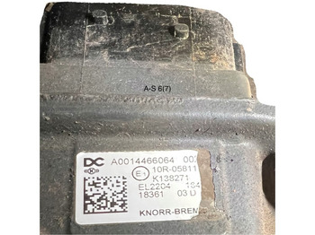 Rezervni deo Mercedes-Benz: slika 4 Rezervni deo Mercedes-Benz: slika 4