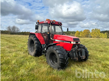 Traktor CASE IH