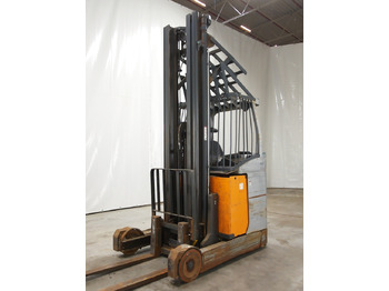 Regalni viljuškar STILL