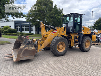 Utovarivač točkaš CATERPILLAR 920