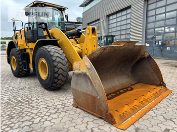 Utovarivač točkaš CATERPILLAR 962M