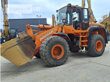 Doosan DL300 Doosan DL300: slika 2 Doosan DL300 Doosan DL300: slika 2