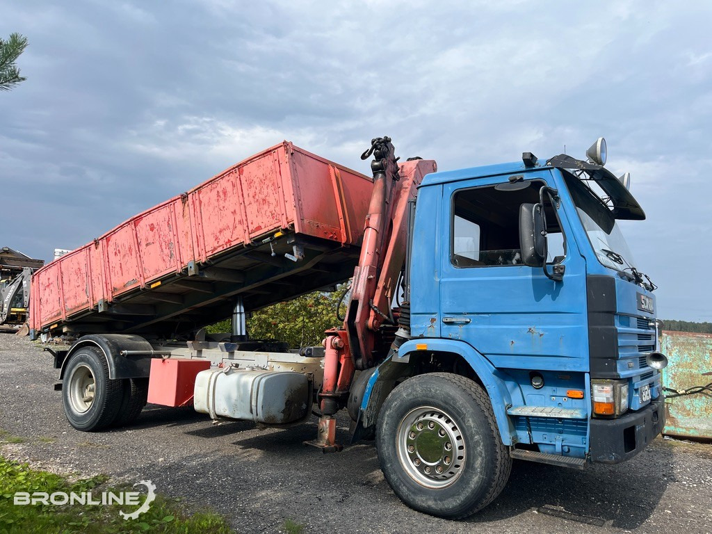 1984 SCANIA G82ML 54PA Tipper + HMF crane - Istovarivač, Kamion sa dizalicom: slika 3 1984 SCANIA G82ML 54PA Tipper + HMF crane - Istovarivač, Kamion sa dizalicom: slika 3