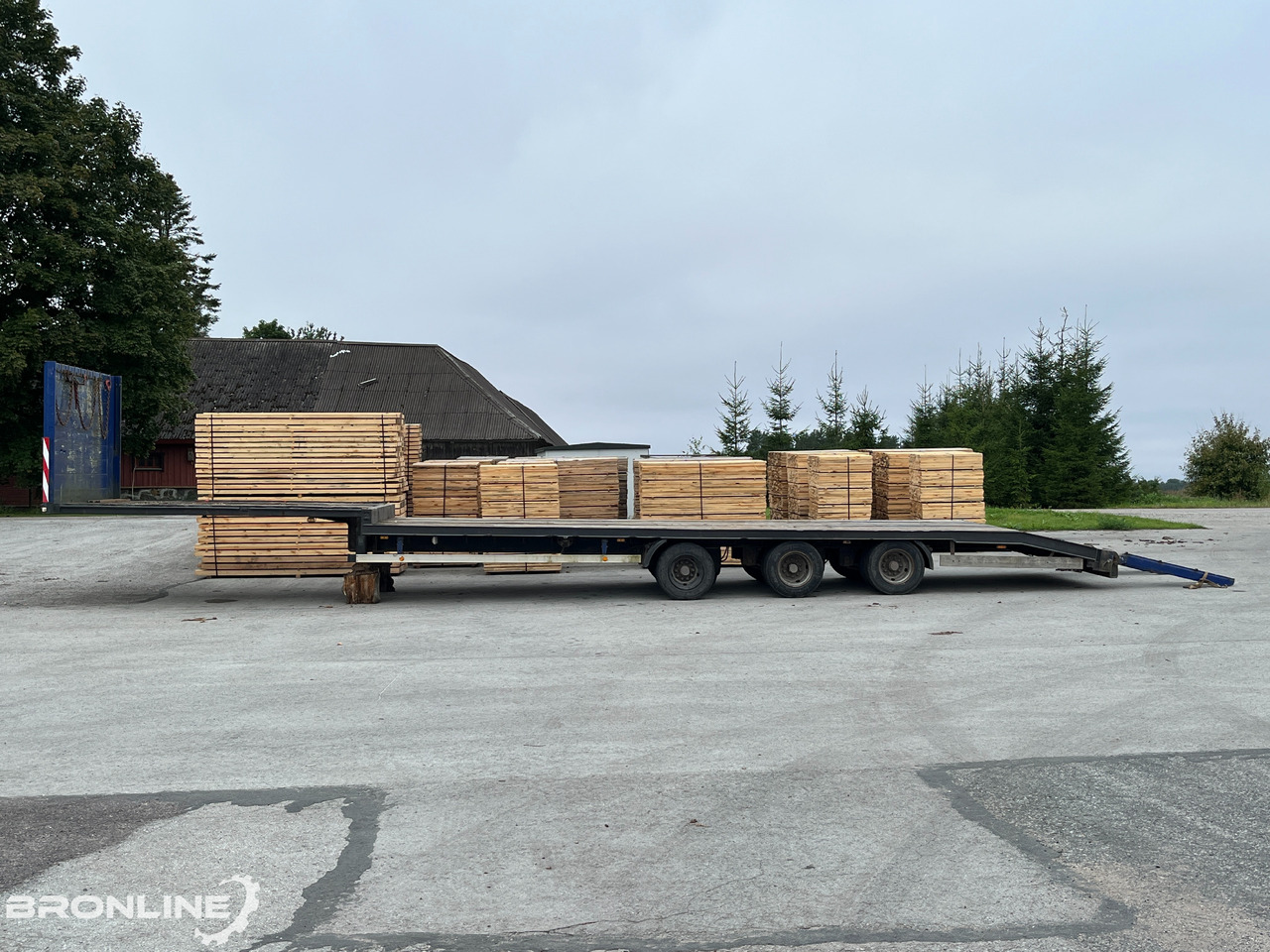 2003 WECON S327 LK20 3-axle trailer - Niska poluprikolica za prevoz: slika 2 2003 WECON S327 LK20 3-axle trailer - Niska poluprikolica za prevoz: slika 2