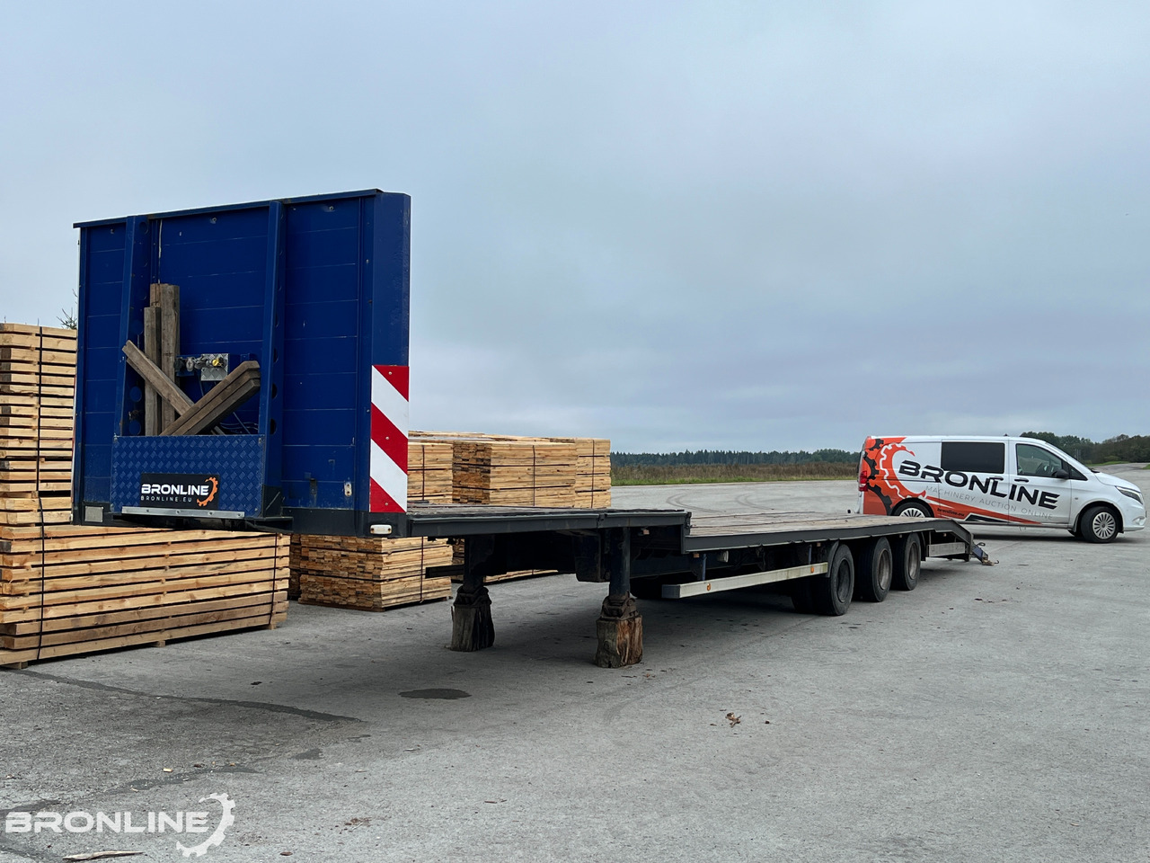 2003 WECON S327 LK20 3-axle trailer - Niska poluprikolica za prevoz: slika 1 2003 WECON S327 LK20 3-axle trailer - Niska poluprikolica za prevoz: slika 1