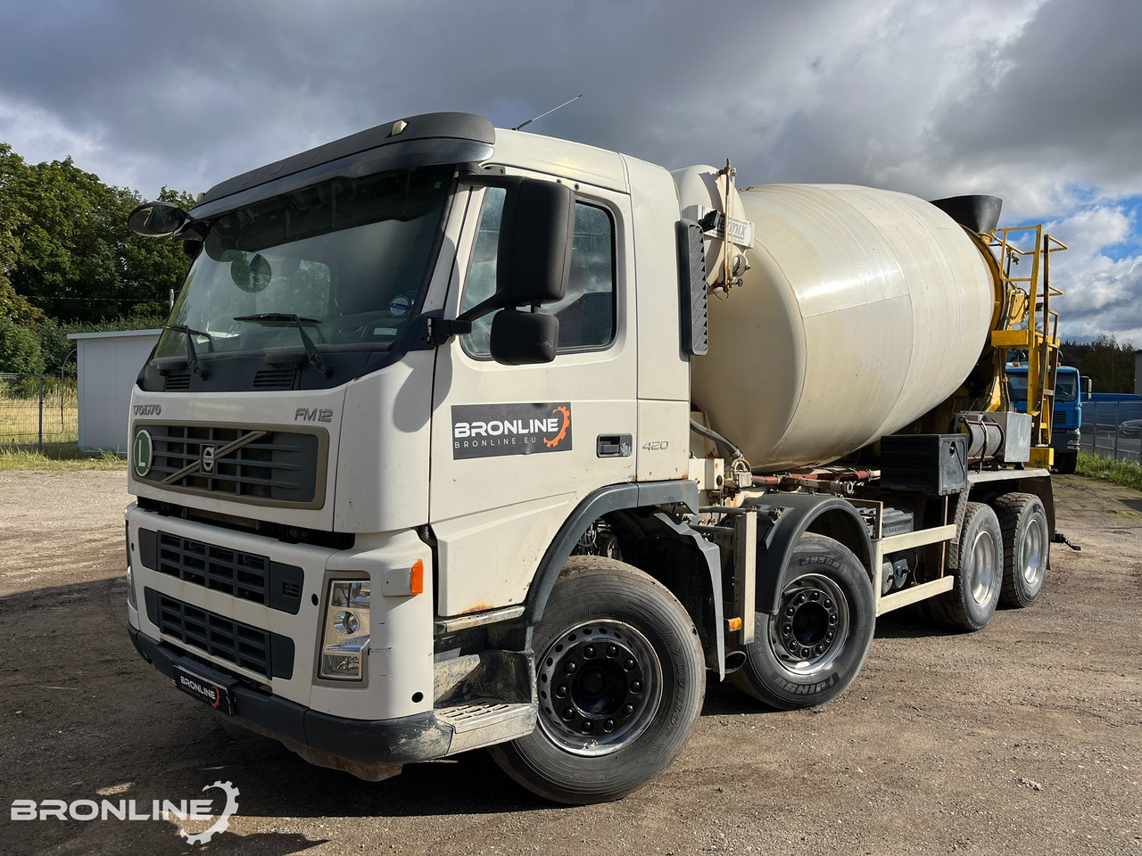 2004 Volvo FM12 420 8x4 Intermix 10m³ - Mikser za beton: slika 1 2004 Volvo FM12 420 8x4 Intermix 10m³ - Mikser za beton: slika 1