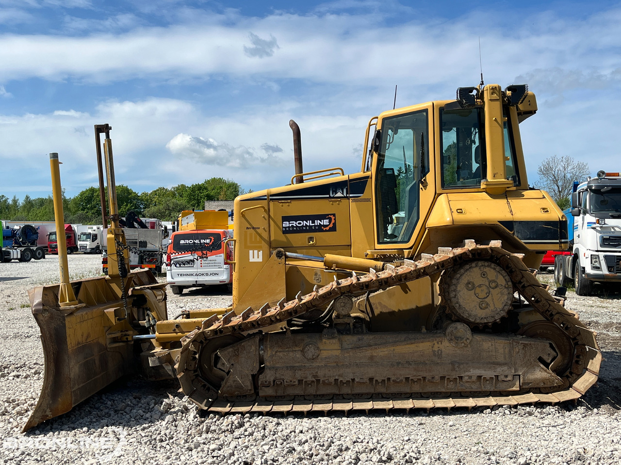 2006 CAT D6N LGP TRIMBLE 3D/2D - Buldožer: slika 2 2006 CAT D6N LGP TRIMBLE 3D/2D - Buldožer: slika 2