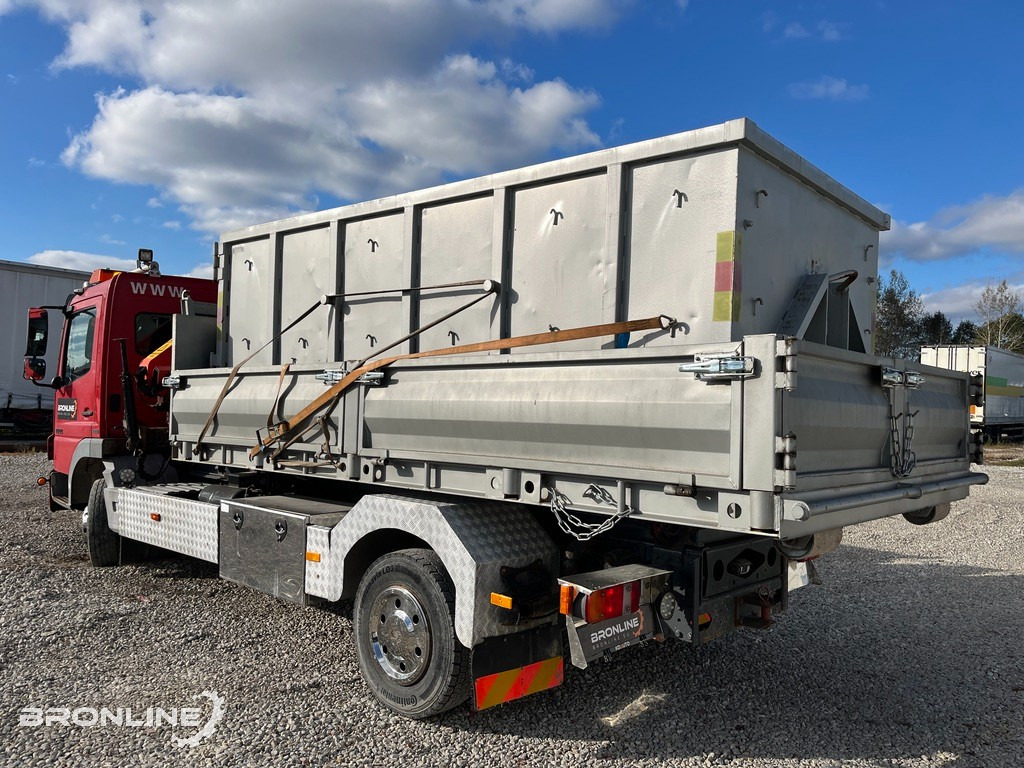 2007 Mercedes-Benz Atego 1024 Crane+Winch+Hooklift - Kamion sa hidrauličnom kukom, Kamion sa dizalicom: slika 4 2007 Mercedes-Benz Atego 1024 Crane+Winch+Hooklift - Kamion sa hidrauličnom kukom, Kamion sa dizalicom: slika 4