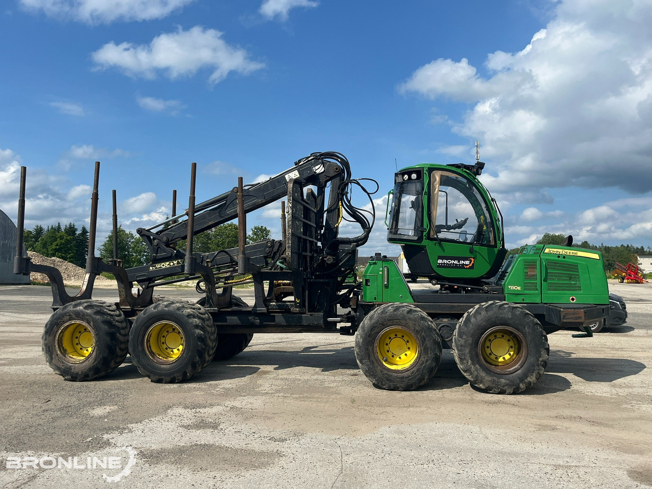 2010 John Deere 1110E Forwarder 8x8 - Prevoznik: slika 2 2010 John Deere 1110E Forwarder 8x8 - Prevoznik: slika 2