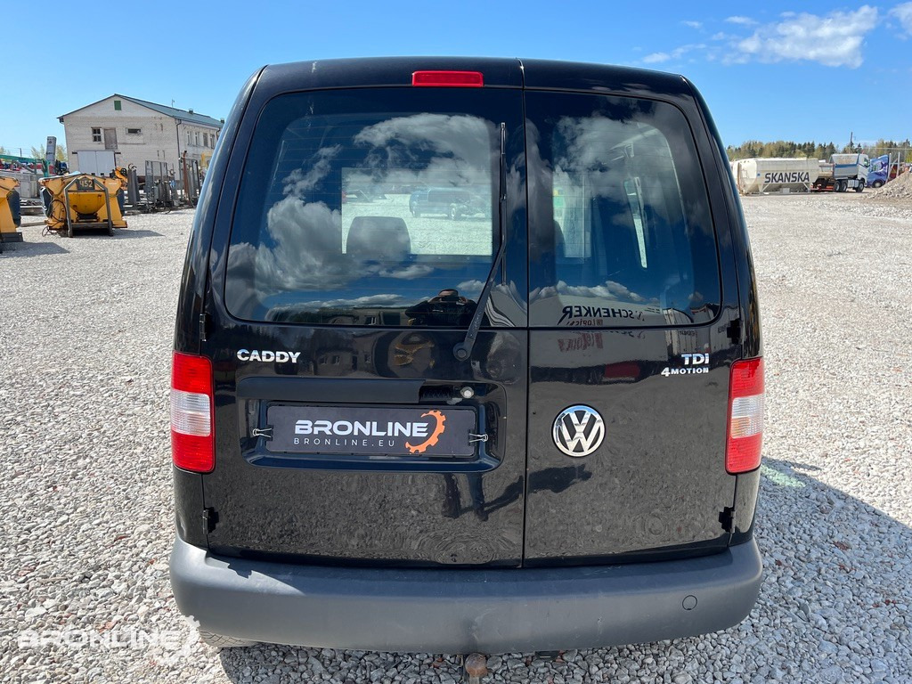 2010 Volkswagen Caddy 4x4 1.9 77kW - Automobil: slika 4 2010 Volkswagen Caddy 4x4 1.9 77kW - Automobil: slika 4