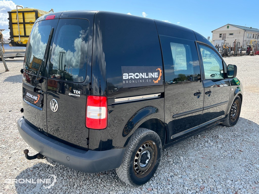 2010 Volkswagen Caddy 4x4 1.9 77kW - Automobil: slika 5 2010 Volkswagen Caddy 4x4 1.9 77kW - Automobil: slika 5