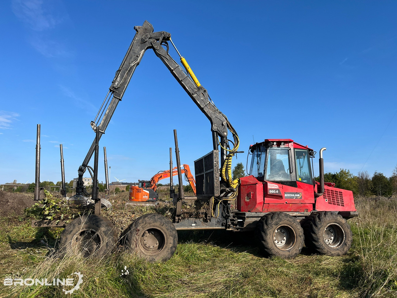 2012 Komatsu 860.4 Forwarder 8x8 - Prevoznik: slika 2 2012 Komatsu 860.4 Forwarder 8x8 - Prevoznik: slika 2