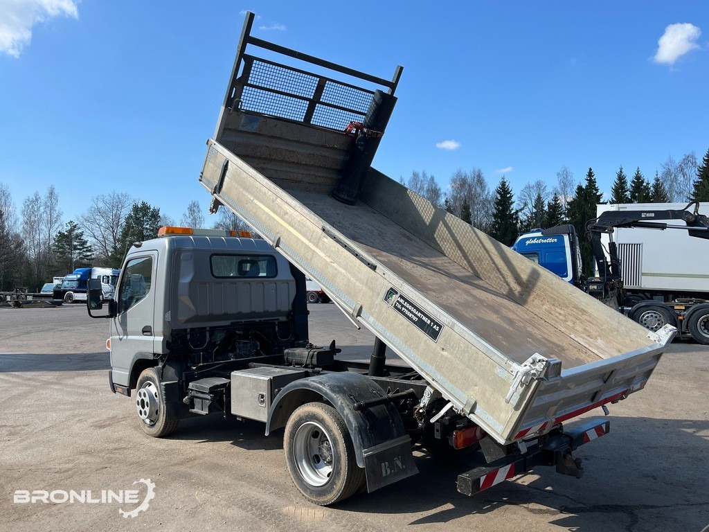 2013 Mitsubishi Fuso Canter 7C15 Tipper - Istovarivač: slika 5 2013 Mitsubishi Fuso Canter 7C15 Tipper - Istovarivač: slika 5