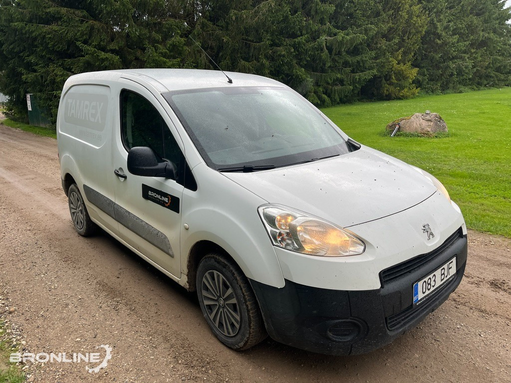 2013 Peugeot Partner 1.6d 55kW - Mali kombi: slika 2 2013 Peugeot Partner 1.6d 55kW - Mali kombi: slika 2