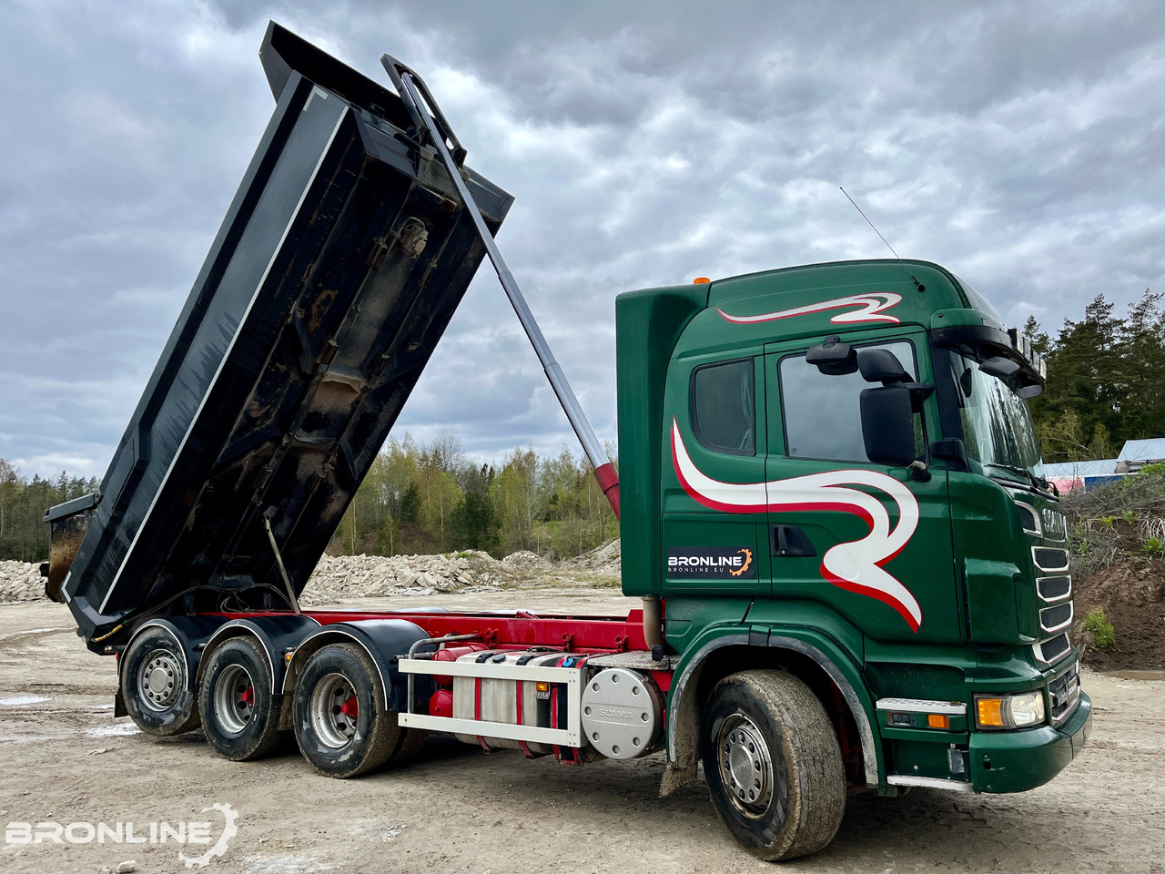 2013 V8 SCANIA R560 8X4 Tipper/Kallur/Retarder - Istovarivač: slika 4 2013 V8 SCANIA R560 8X4 Tipper/Kallur/Retarder - Istovarivač: slika 4