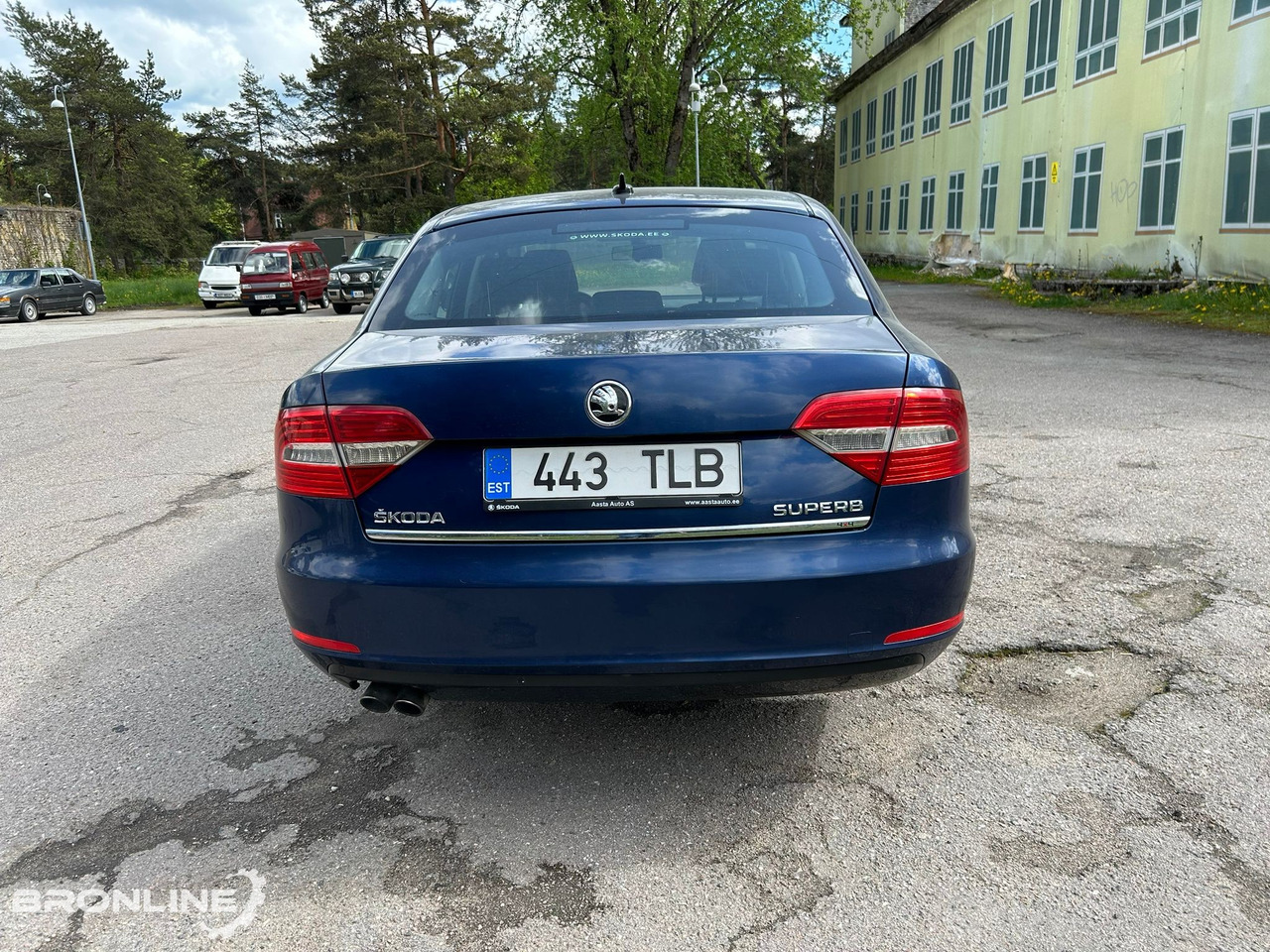 2014 Skoda Superb 1.8 118kW 4x4 - Automobil: slika 5 2014 Skoda Superb 1.8 118kW 4x4 - Automobil: slika 5