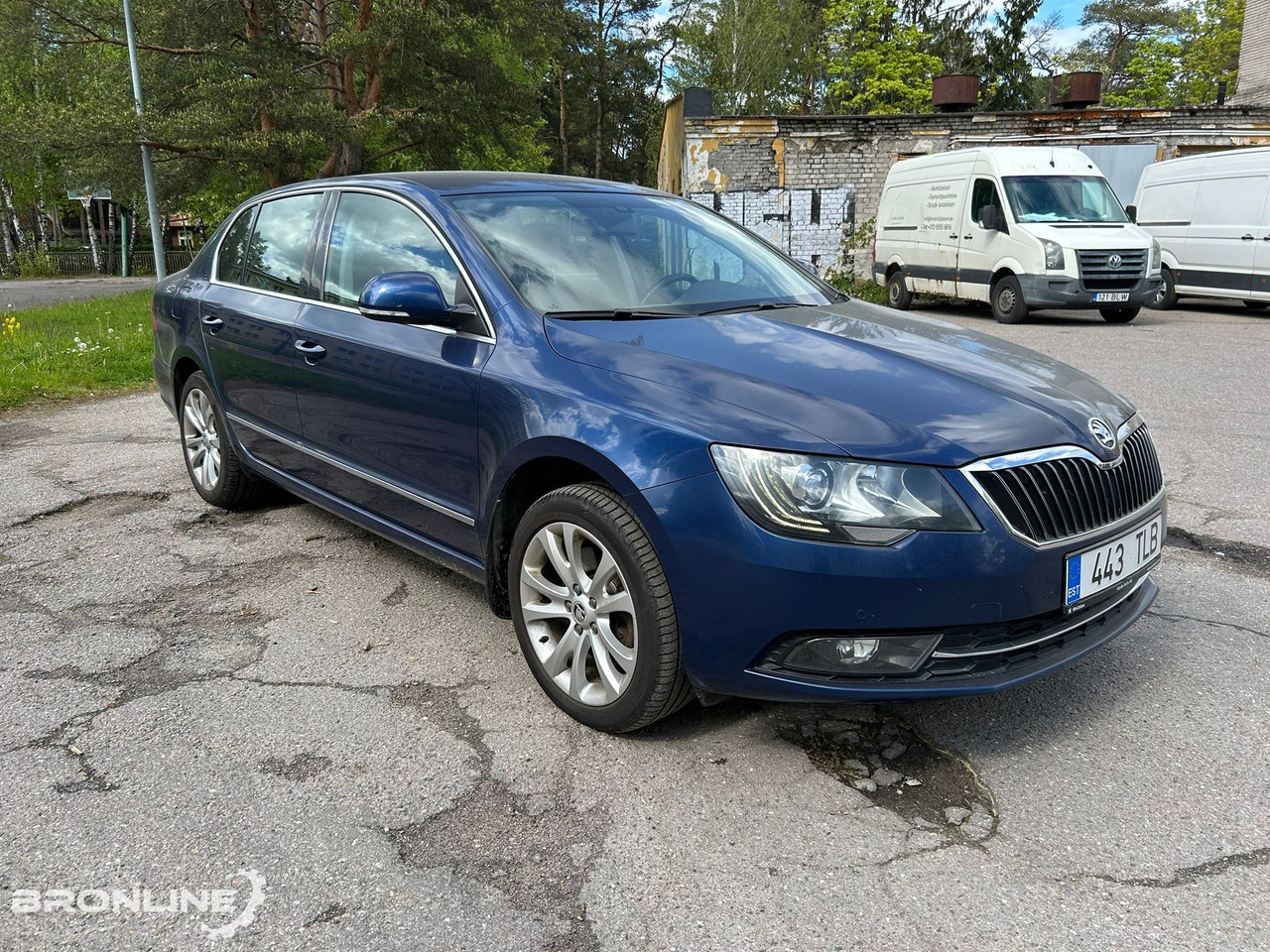 2014 Skoda Superb 1.8 118kW 4x4 - Automobil: slika 2 2014 Skoda Superb 1.8 118kW 4x4 - Automobil: slika 2