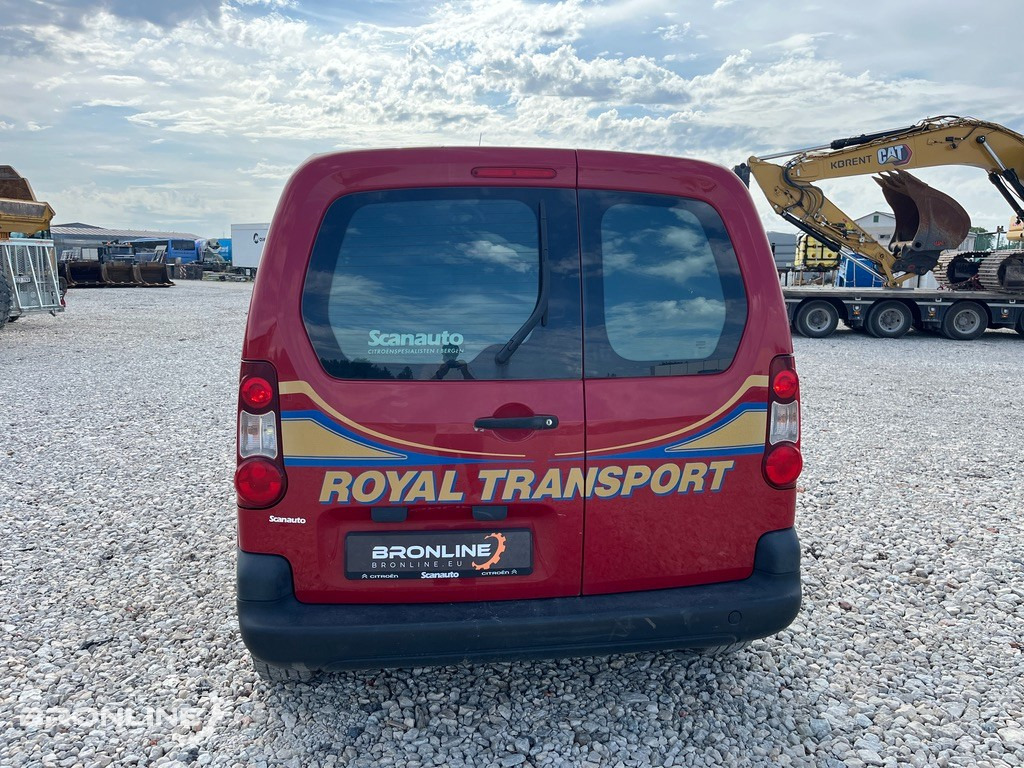 2015 Citroën Berlingo 1.6 84kW - Automobil: slika 4 2015 Citroën Berlingo 1.6 84kW - Automobil: slika 4