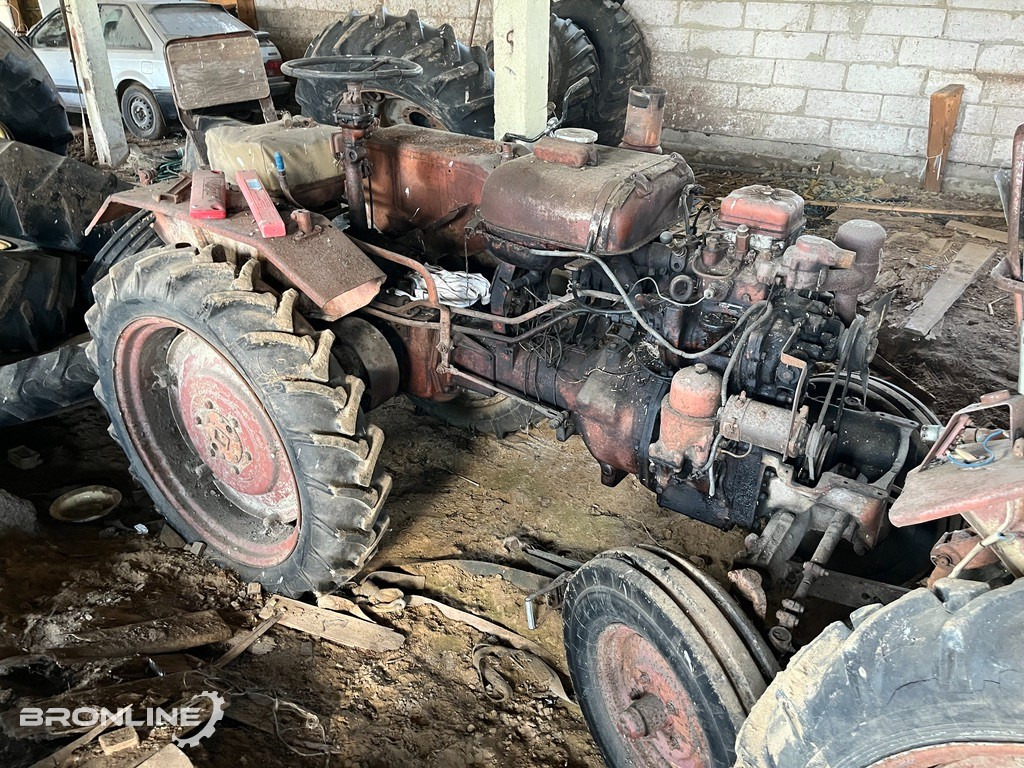 4x DT20 traktorid - Traktor: slika 1 4x DT20 traktorid - Traktor: slika 1