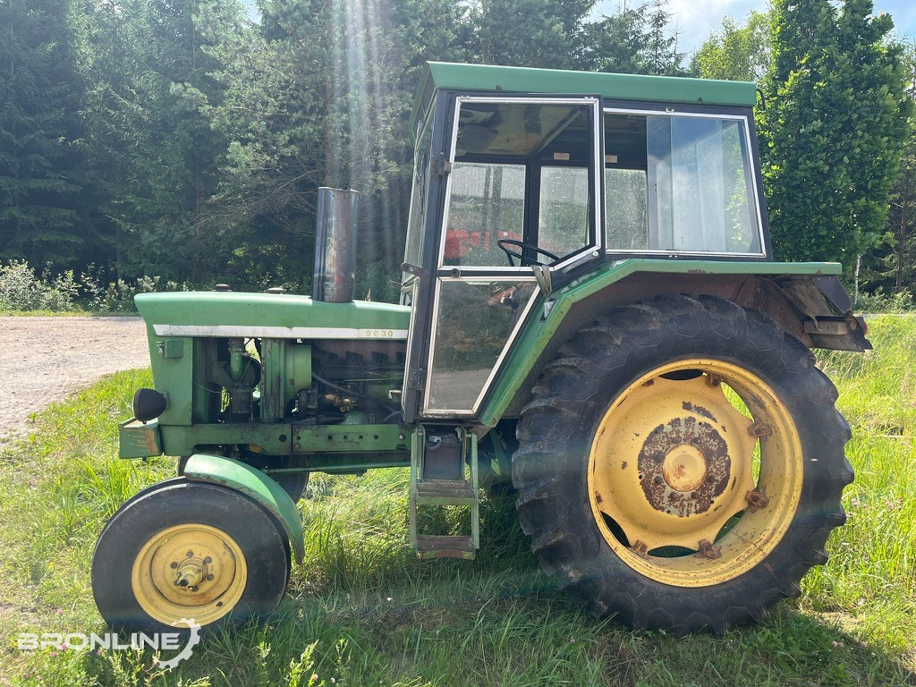 John Deere 2030 Traktor - Traktor: slika 3 John Deere 2030 Traktor - Traktor: slika 3