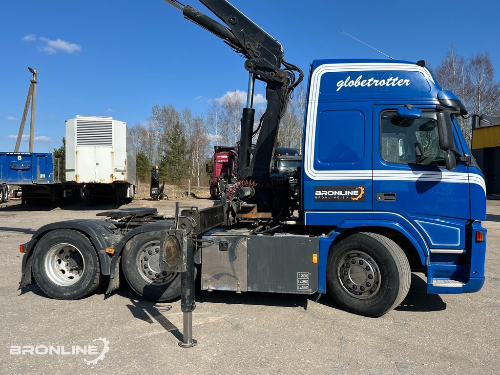 2008 VOLVO FM440 6x2+HIAB Crane+Platform trailer - Tegljač, Plato poluprikolica: slika 4 2008 VOLVO FM440 6x2+HIAB Crane+Platform trailer - Tegljač, Plato poluprikolica: slika 4