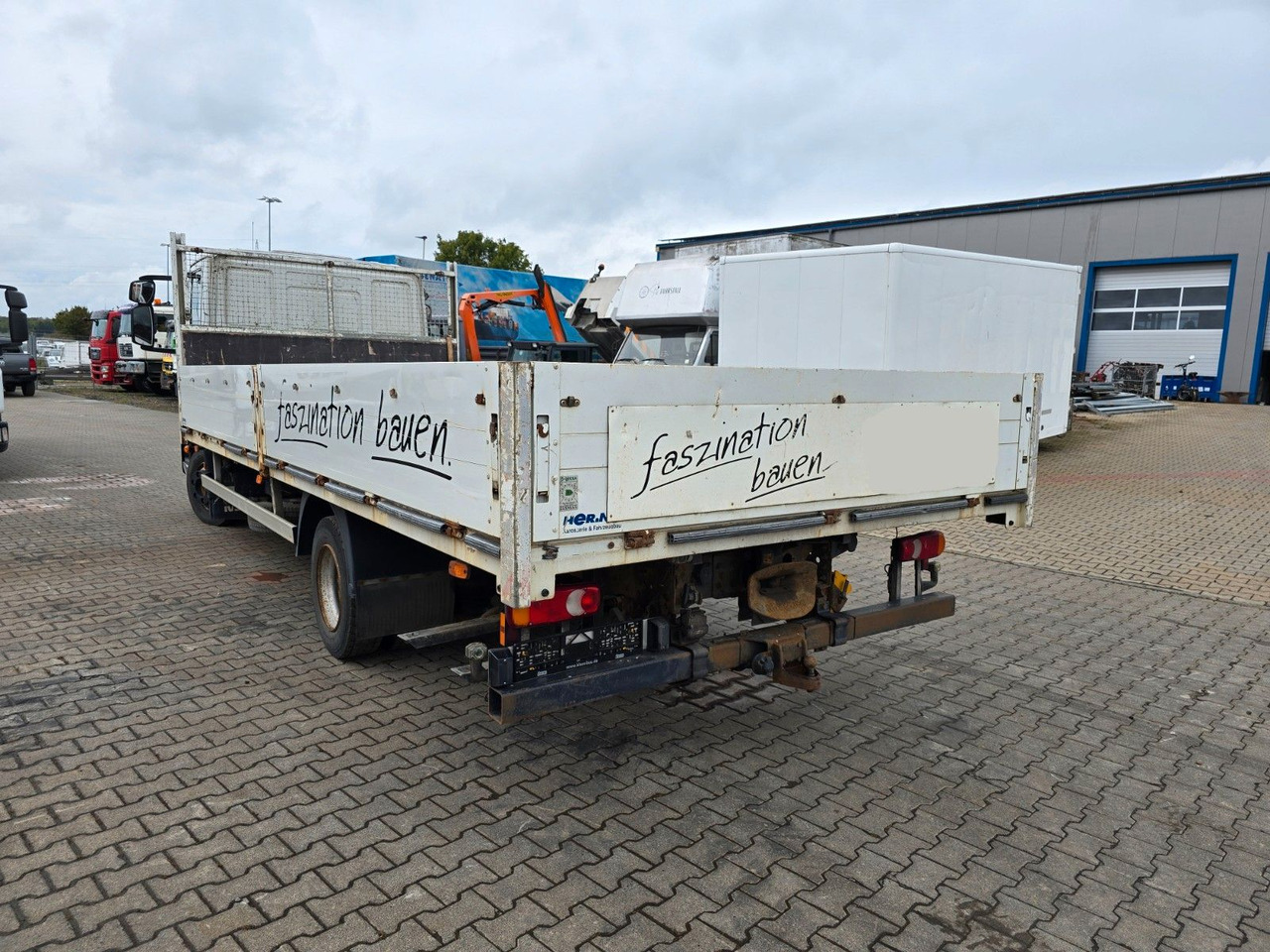 Iveco ML80E22/P Pritsche lang 6m Eurocargo - Kamion sa tovarnim sandukom: slika 5 Iveco ML80E22/P Pritsche lang 6m Eurocargo - Kamion sa tovarnim sandukom: slika 5