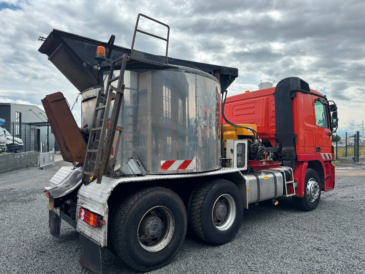 Kamion Mercedes-Benz Actros 2641 LS 6x4 Asphaltkocher 6x4: slika 8