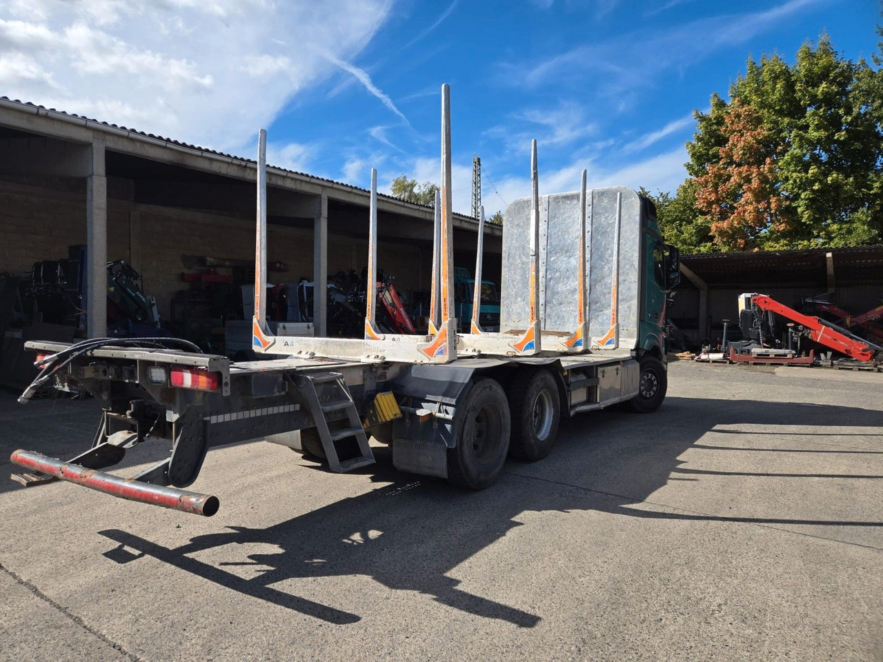 Mercedes-Benz Actros 2645 Holztransporter ohne Kran - Kamion za prevoz kontejnera/ Kamion sa promenjivim sandukom: slika 4 Mercedes-Benz Actros 2645 Holztransporter ohne Kran - Kamion za prevoz kontejnera/ Kamion sa promenjivim sandukom: slika 4