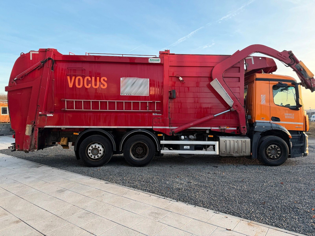 Mercedes-Benz Antos 2840 2740 2540Müllwagen Frontlader Euro 6c - Kamion za smeće: slika 5 Mercedes-Benz Antos 2840 2740 2540Müllwagen Frontlader Euro 6c - Kamion za smeće: slika 5