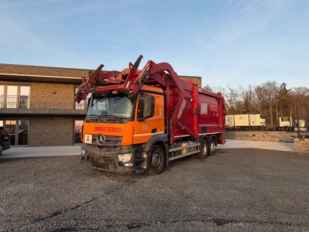 Mercedes-Benz Antos 2840 2740 2540Müllwagen Frontlader Euro 6c - Kamion za smeće: slika 2 Mercedes-Benz Antos 2840 2740 2540Müllwagen Frontlader Euro 6c - Kamion za smeće: slika 2