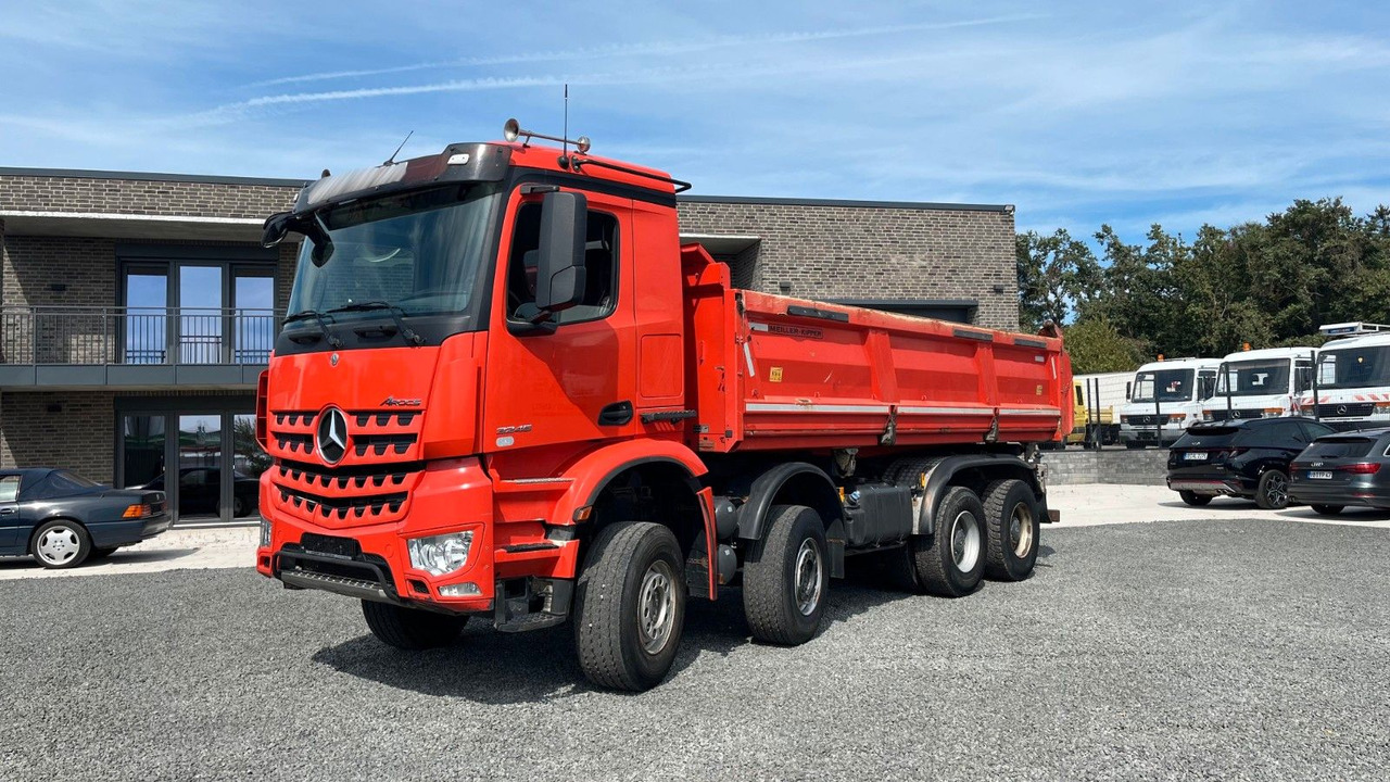 Mercedes-Benz Arocs 3245 Bordmatik Meiller Retarder - Istovarivač: slika 2 Mercedes-Benz Arocs 3245 Bordmatik Meiller Retarder - Istovarivač: slika 2