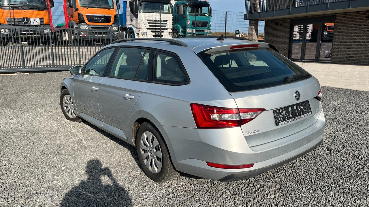 Skoda Superb Combi Active - Karavan: slika 5 Skoda Superb Combi Active - Karavan: slika 5