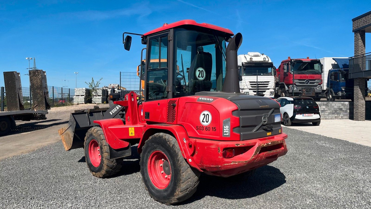 Volvo L35G Radlader 7200 Kg Schaufel Gabel Volvo L35G Radlader 7200 Kg Schaufel Gabel - Utovarivač točkaš: slika 5 Volvo L35G Radlader 7200 Kg Schaufel Gabel Volvo L35G Radlader 7200 Kg Schaufel Gabel - Utovarivač točkaš: slika 5
