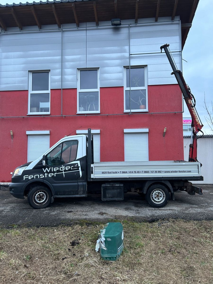Ford TR Pritsche EL L 2 350/92 Kran - Dostavno vozilo sa otvorenom sandukom: slika 3 Ford TR Pritsche EL L 2 350/92 Kran - Dostavno vozilo sa otvorenom sandukom: slika 3