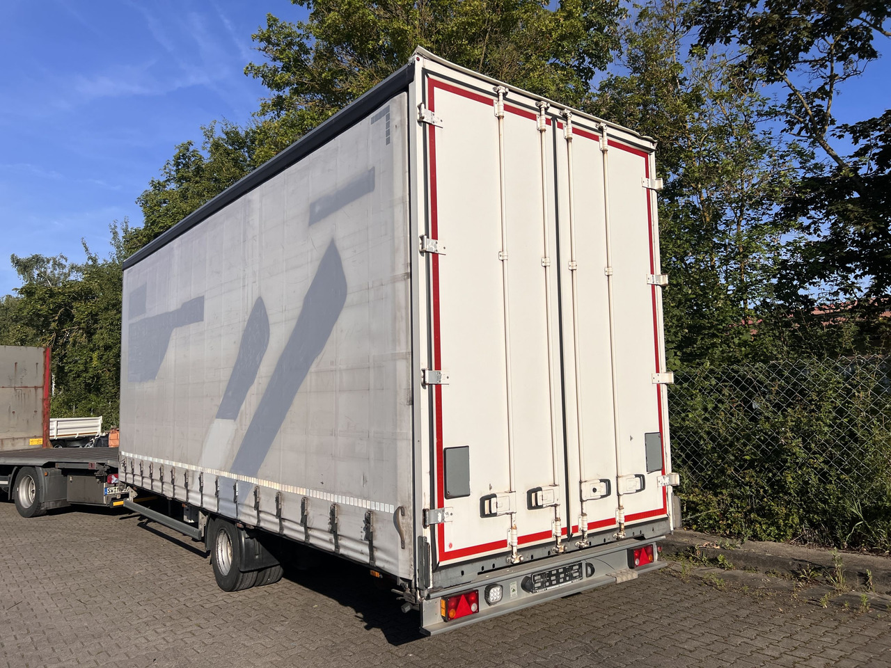 Ackermann Z-KA-F10.5/7,5 1 Achs Planenanhänger 10,5 t GG - Prikolica sa ceradom: slika 5 Ackermann Z-KA-F10.5/7,5 1 Achs Planenanhänger 10,5 t GG - Prikolica sa ceradom: slika 5