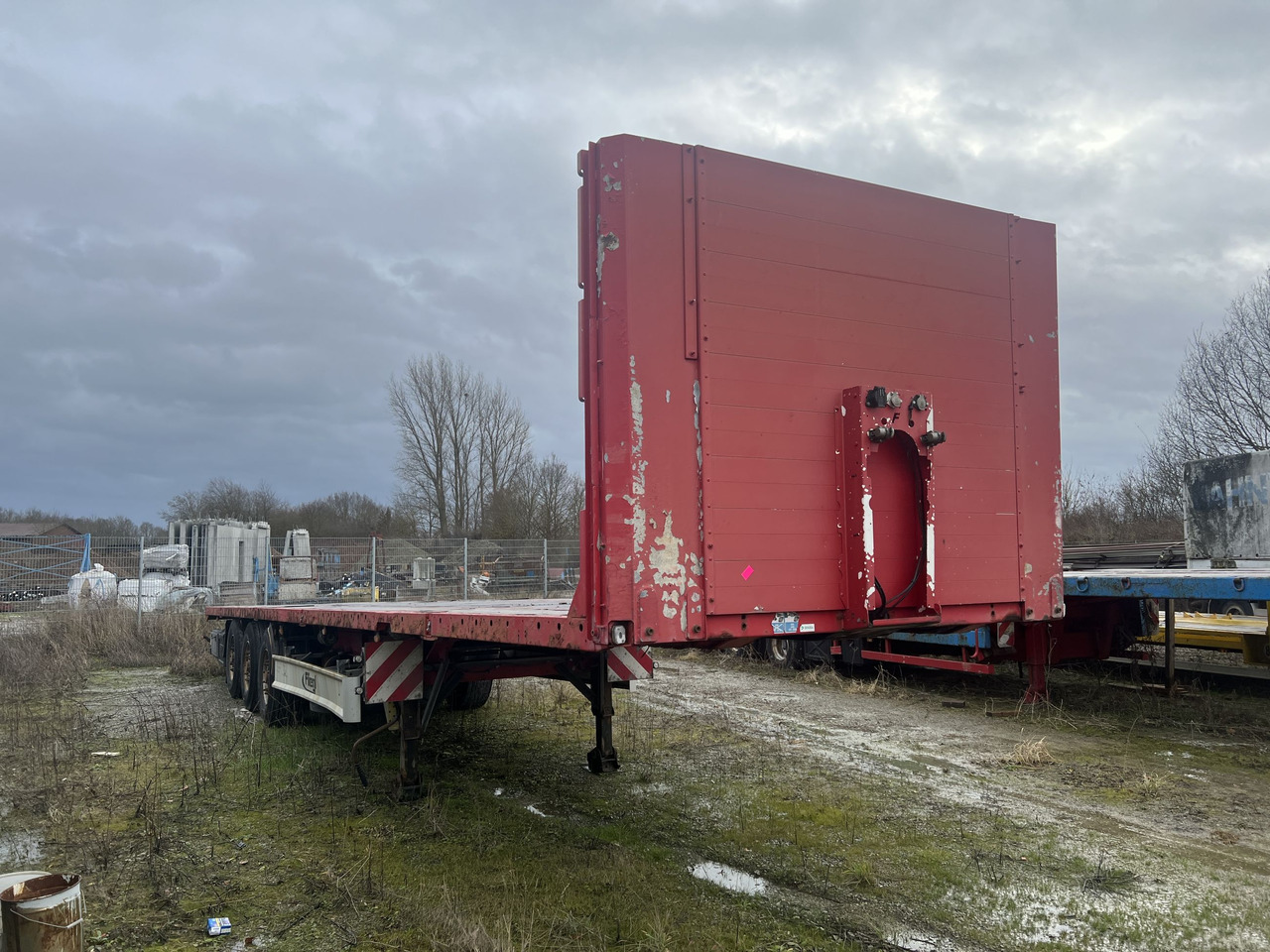 Fliegl SDS350 3 Achs Sattelauflieger - Plato poluprikolica: slika 2 Fliegl SDS350 3 Achs Sattelauflieger - Plato poluprikolica: slika 2