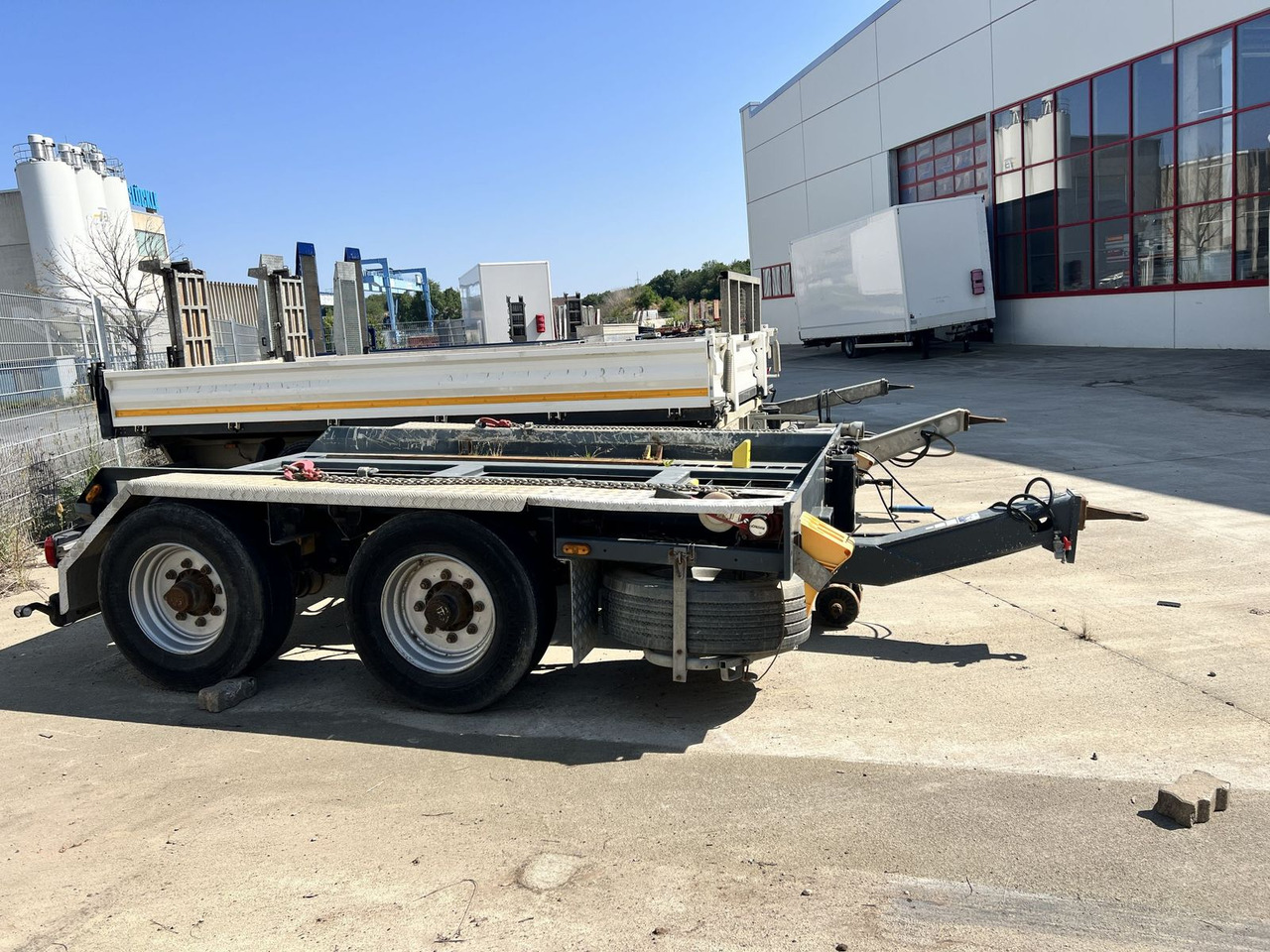 Hüffermann Tandem- Absetzmuldenanhänger - Abrol/ Autopodizač prikolica: slika 1 Hüffermann Tandem- Absetzmuldenanhänger - Abrol/ Autopodizač prikolica: slika 1