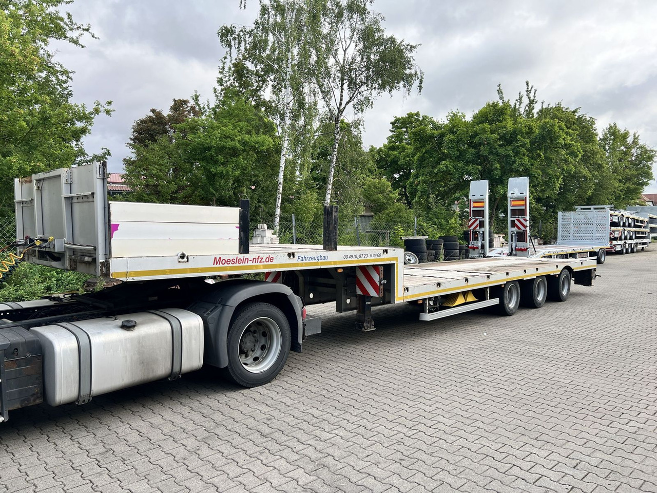 Möslein 3 Achs Satteltieflader - Niska poluprikolica za prevoz: slika 2 Möslein 3 Achs Satteltieflader - Niska poluprikolica za prevoz: slika 2