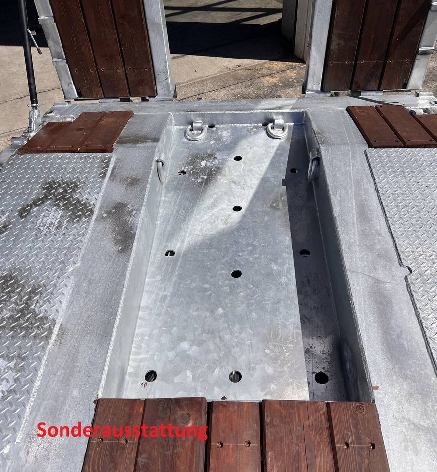 Möslein T 3-8,20 P VB H1 3 Achs Tieflader mit gerader Ladefläche 8,20 m, Neufahrzeug - Niska prikolica za prevoz: slika 4 Möslein T 3-8,20 P VB H1 3 Achs Tieflader mit gerader Ladefläche 8,20 m, Neufahrzeug - Niska prikolica za prevoz: slika 4