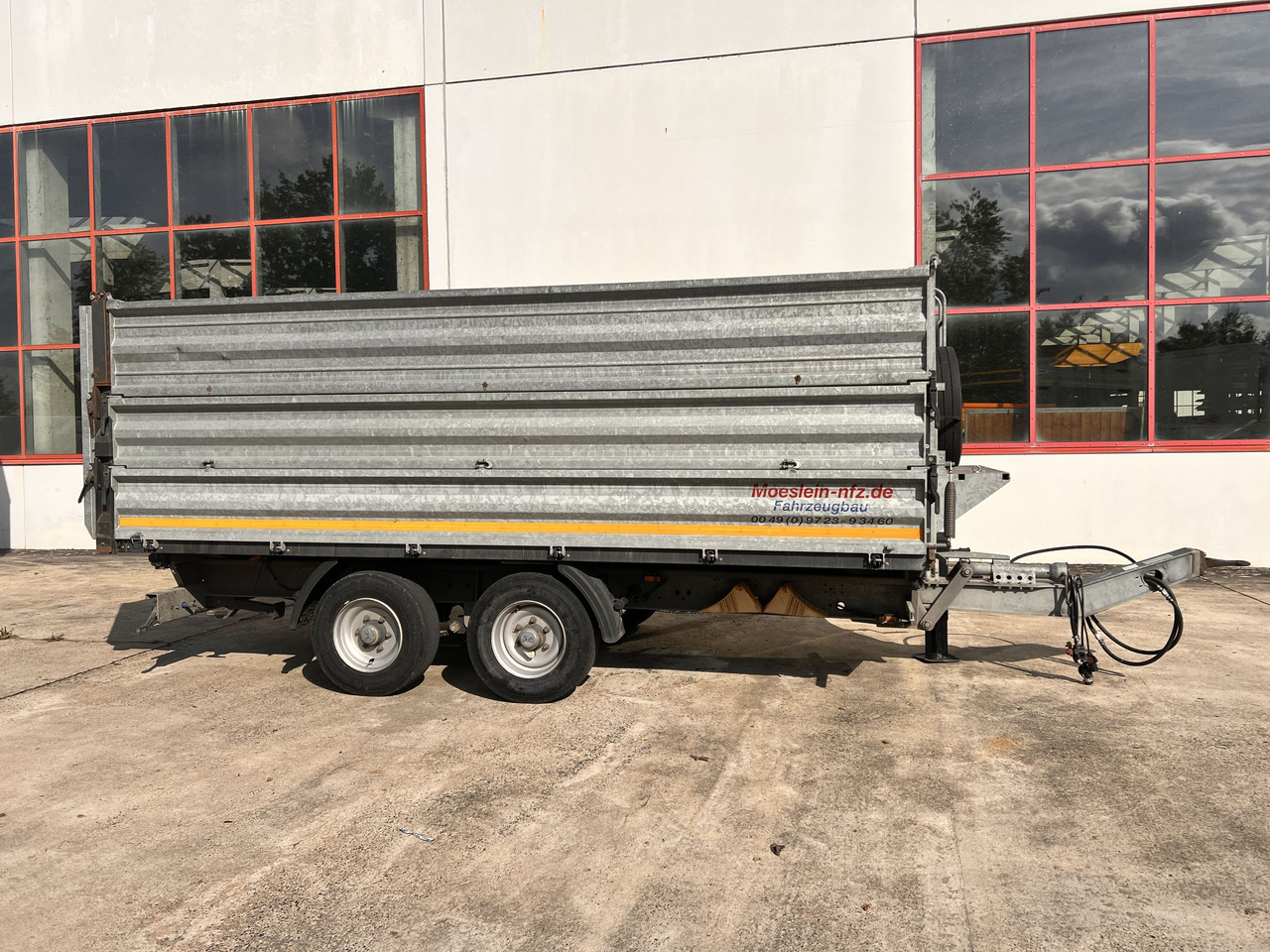 Möslein TDS 13 Schwebheim  13 t Tandemkipper- Tieflader, Aufsatzbordwände - Prikolica istovarivača: slika 1 Möslein TDS 13 Schwebheim  13 t Tandemkipper- Tieflader, Aufsatzbordwände - Prikolica istovarivača: slika 1