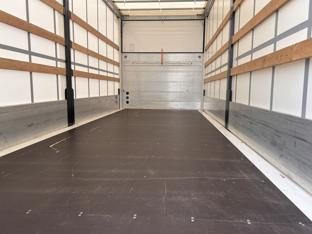 Prikolica sa ceradom Möslein TPS 105 D-L Planenanhänger, Ladebordwand + Durchladbar neuwertig: slika 7 Prikolica sa ceradom Möslein TPS 105 D-L Planenanhänger, Ladebordwand + Durchladbar neuwertig: slika 7