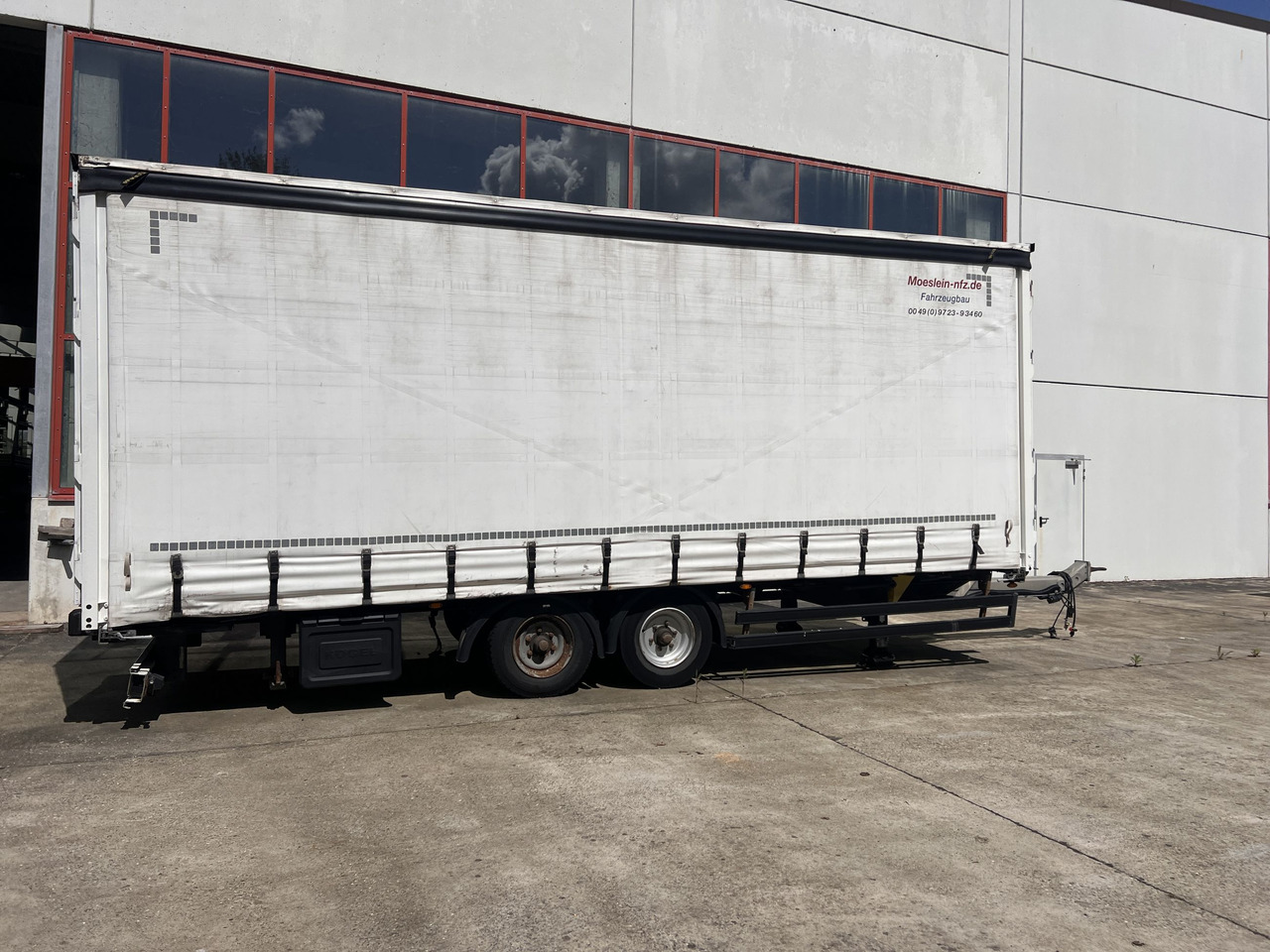 Möslein TPW 105 D Schwebheim Tandemplanenanhänger durchladbar - Prikolica sa ceradom: slika 5 Möslein TPW 105 D Schwebheim Tandemplanenanhänger durchladbar - Prikolica sa ceradom: slika 5