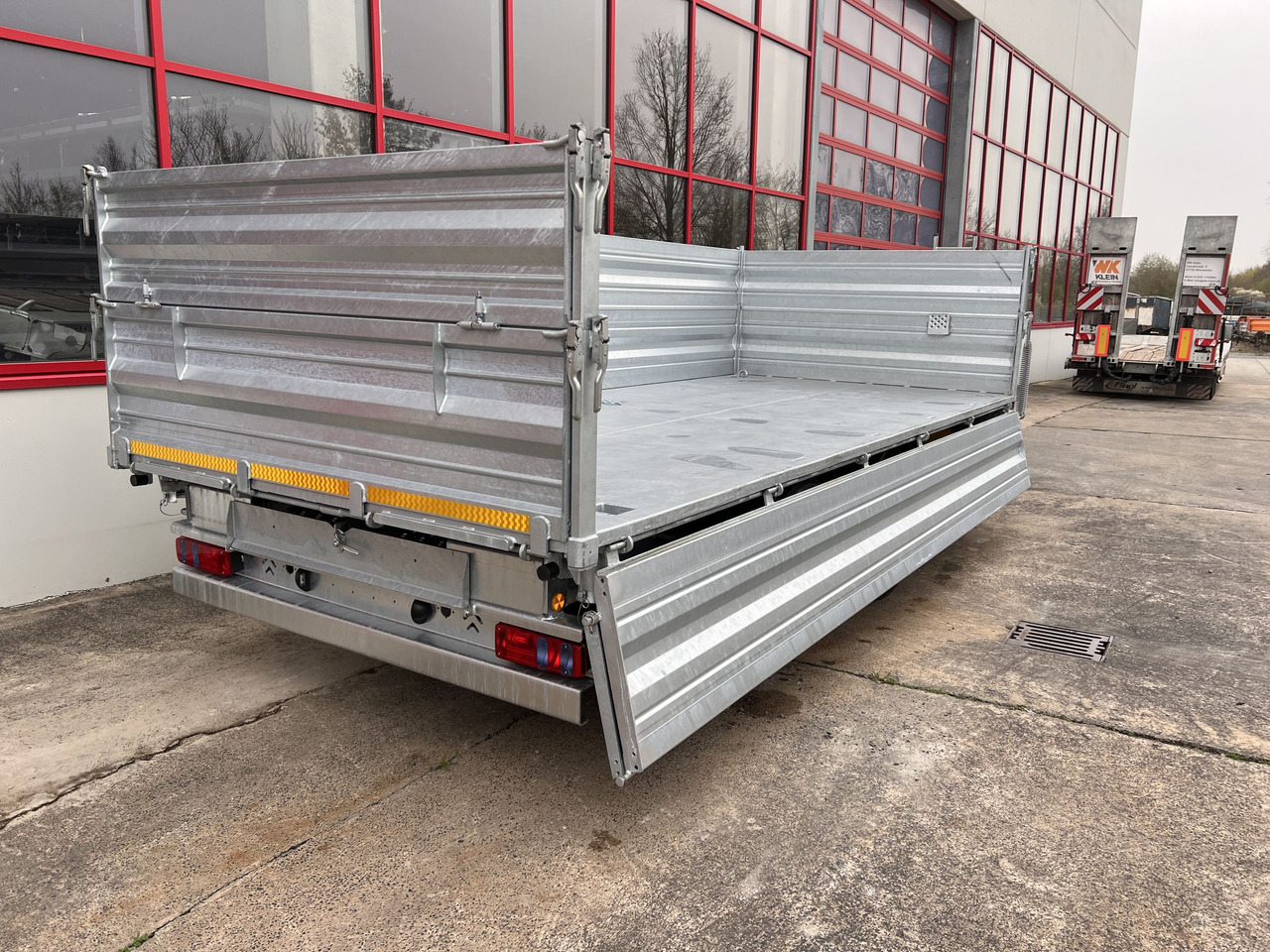 Möslein TTD 19 AB 19 t Tandem 3 Seiten Kipper TiefladerAufsatzbordwänden-- Neufahrzeug -- - Prikolica istovarivača: slika 5 Möslein TTD 19 AB 19 t Tandem 3 Seiten Kipper TiefladerAufsatzbordwänden-- Neufahrzeug -- - Prikolica istovarivača: slika 5