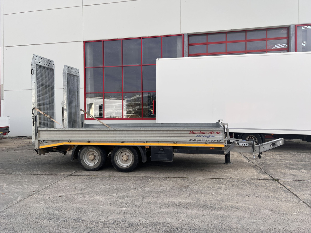 Möslein TTS 11 Schwebheim Tandemtieflader, Breite Rampen, Wenig Benutzt - Niska prikolica za prevoz: slika 1 Möslein TTS 11 Schwebheim Tandemtieflader, Breite Rampen, Wenig Benutzt - Niska prikolica za prevoz: slika 1