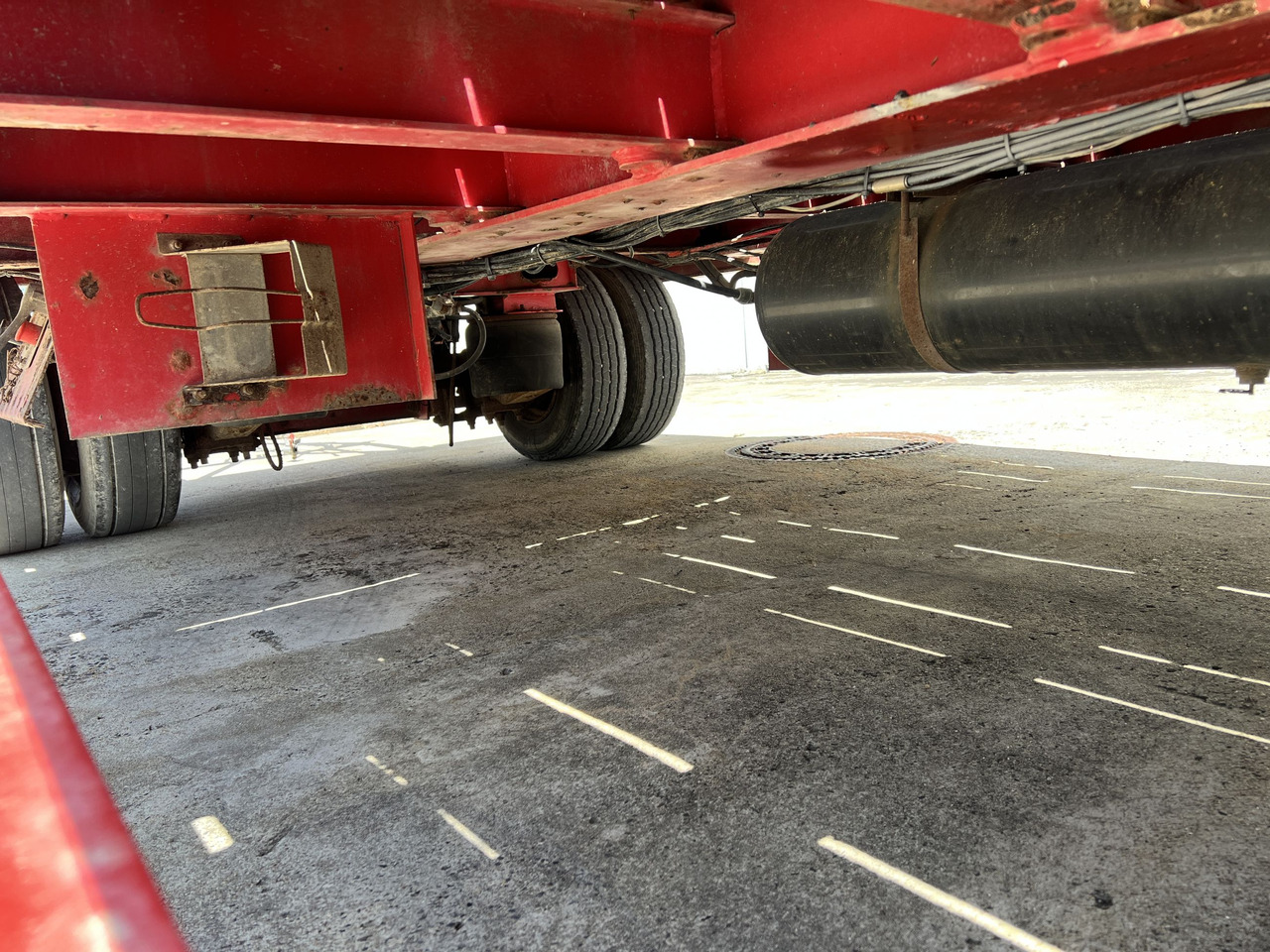 T3 3 Achs Tiefladeranhänger mit gerader Ladefläche - Niska prikolica za prevoz: slika 5 T3 3 Achs Tiefladeranhänger mit gerader Ladefläche - Niska prikolica za prevoz: slika 5