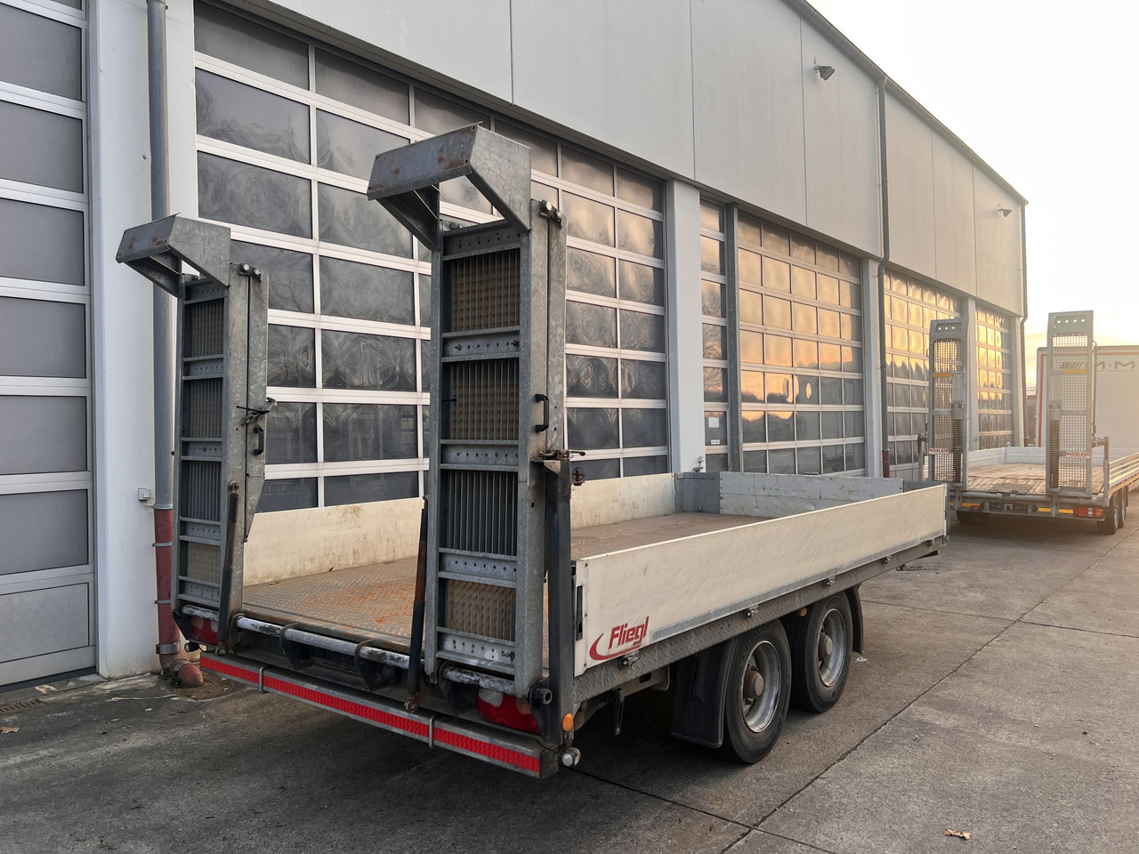 Tt Tandemtieflader - Niska prikolica za prevoz: slika 5 Tt Tandemtieflader - Niska prikolica za prevoz: slika 5