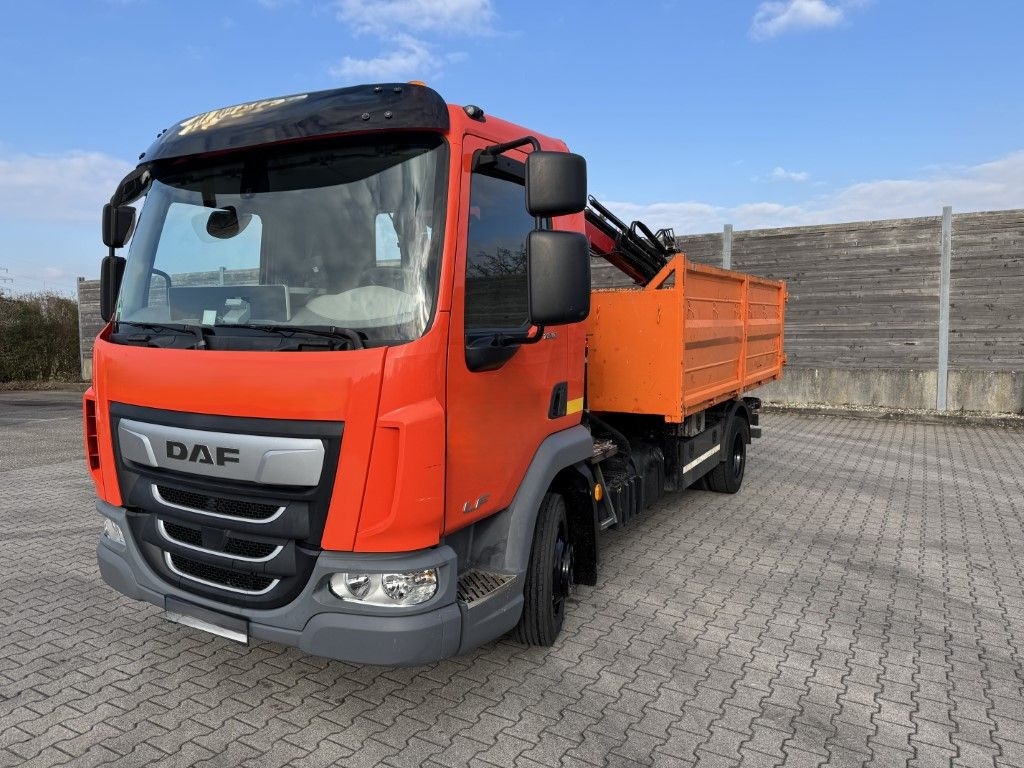 DAF FA LF 180 8t / Abrollkipper, Ladekran Containe - Kamion sa hidrauličnom kukom, Kamion sa dizalicom: slika 2 DAF FA LF 180 8t / Abrollkipper, Ladekran Containe - Kamion sa hidrauličnom kukom, Kamion sa dizalicom: slika 2