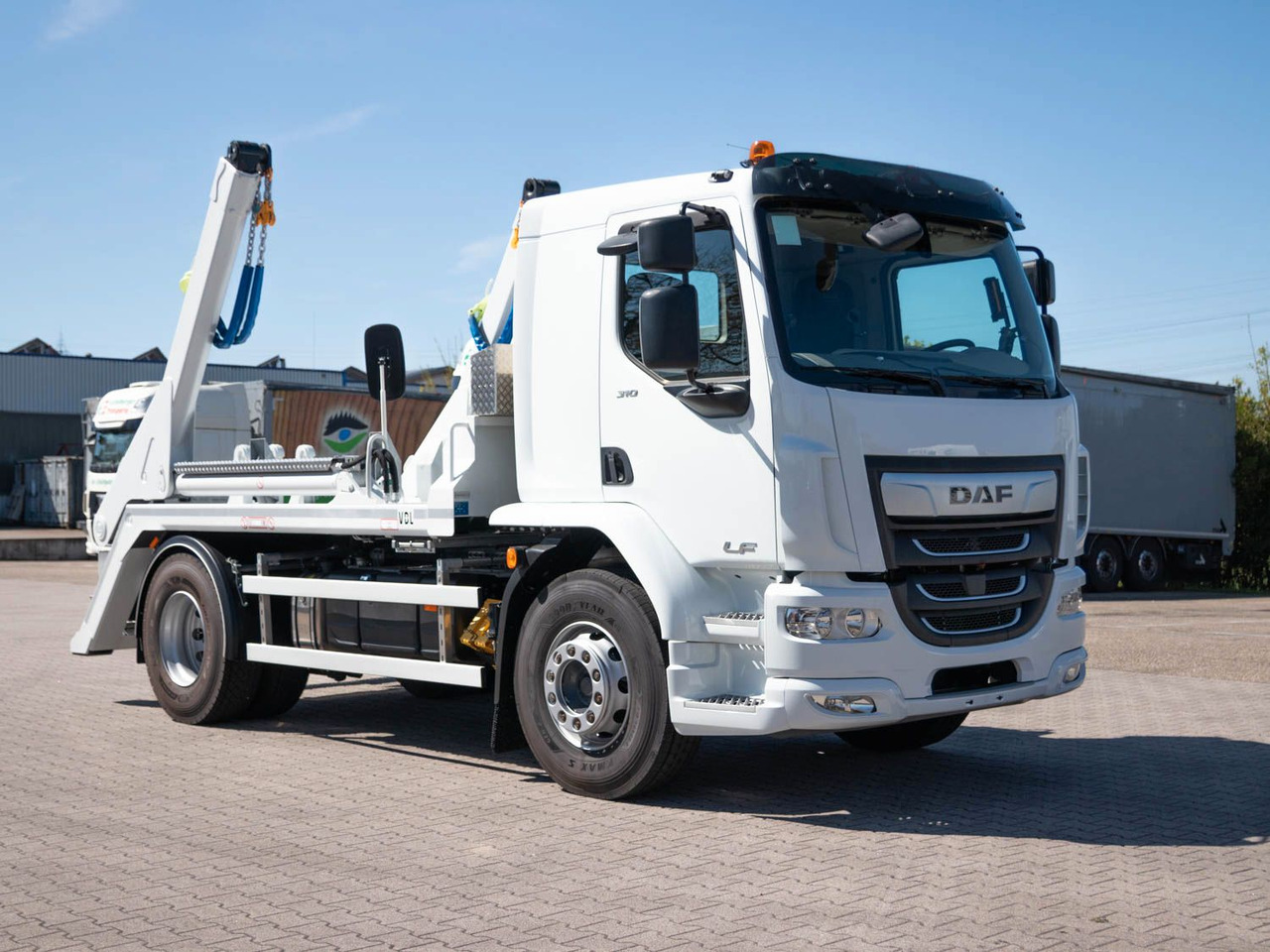 DAF FA LF 310 19t Absetzkipper VDL - Istovarivač: slika 3 DAF FA LF 310 19t Absetzkipper VDL - Istovarivač: slika 3