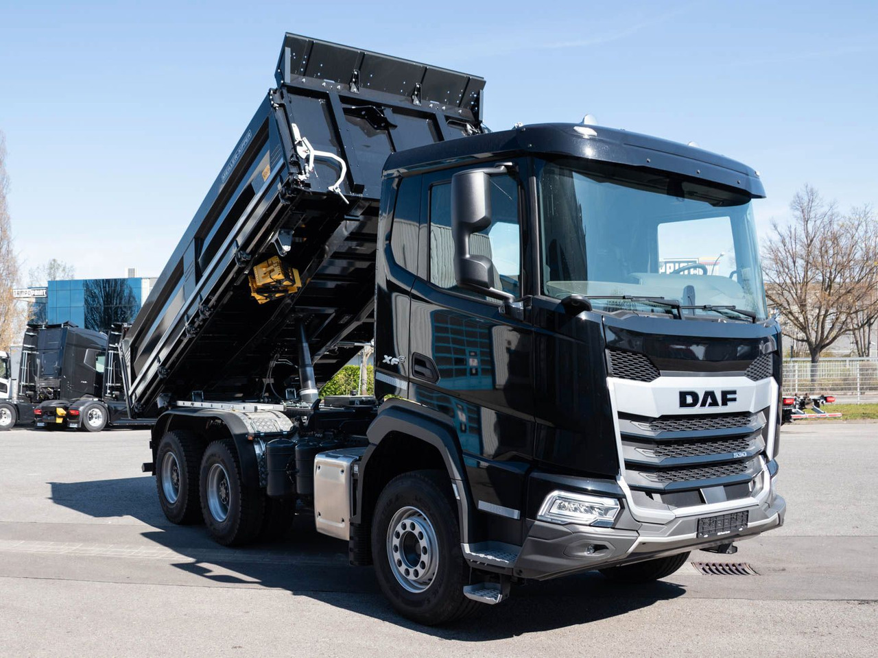 DAF FAT XFC 530 Meiller Trigenius D316 DAF FAT XFC 530 Meiller Trigenius D316 - Istovarivač: slika 3 DAF FAT XFC 530 Meiller Trigenius D316 DAF FAT XFC 530 Meiller Trigenius D316 - Istovarivač: slika 3